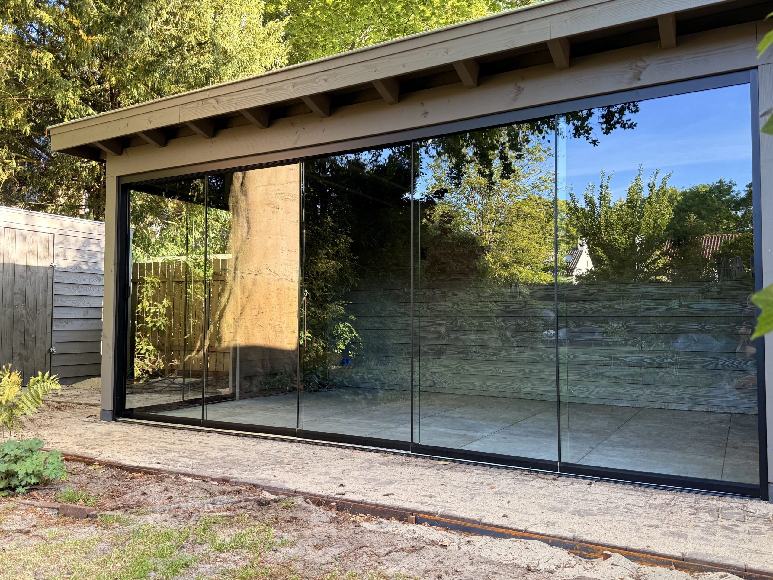 Moderne tuinkamer in Haarlem